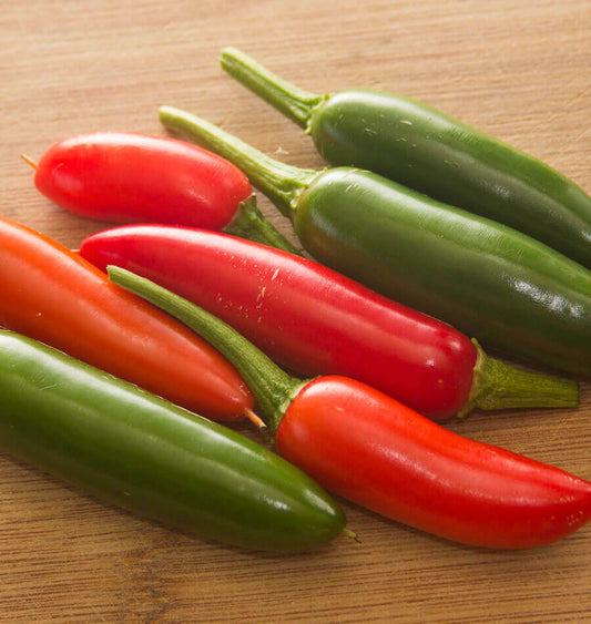 50+ Serrano Pepper Hot Garden Heirloom Vegetable Seeds | www.seedsplantworld.com